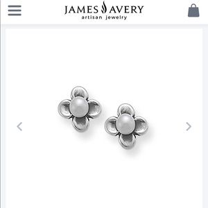 Tiny Blossom Ear Posts with Cultured Pearl👌🏻❤️